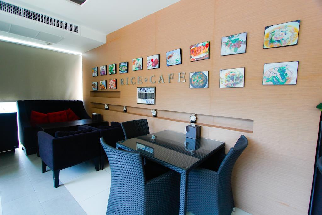 Krongthong Mansion & Hotel Bangkok Exterior photo