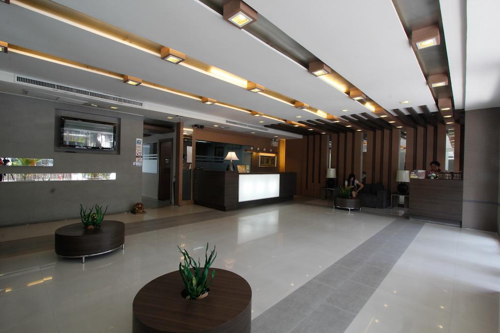 Krongthong Mansion & Hotel Bangkok Exterior photo